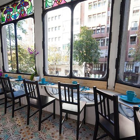 Bed In Girona Bed & Breakfast Luaran gambar