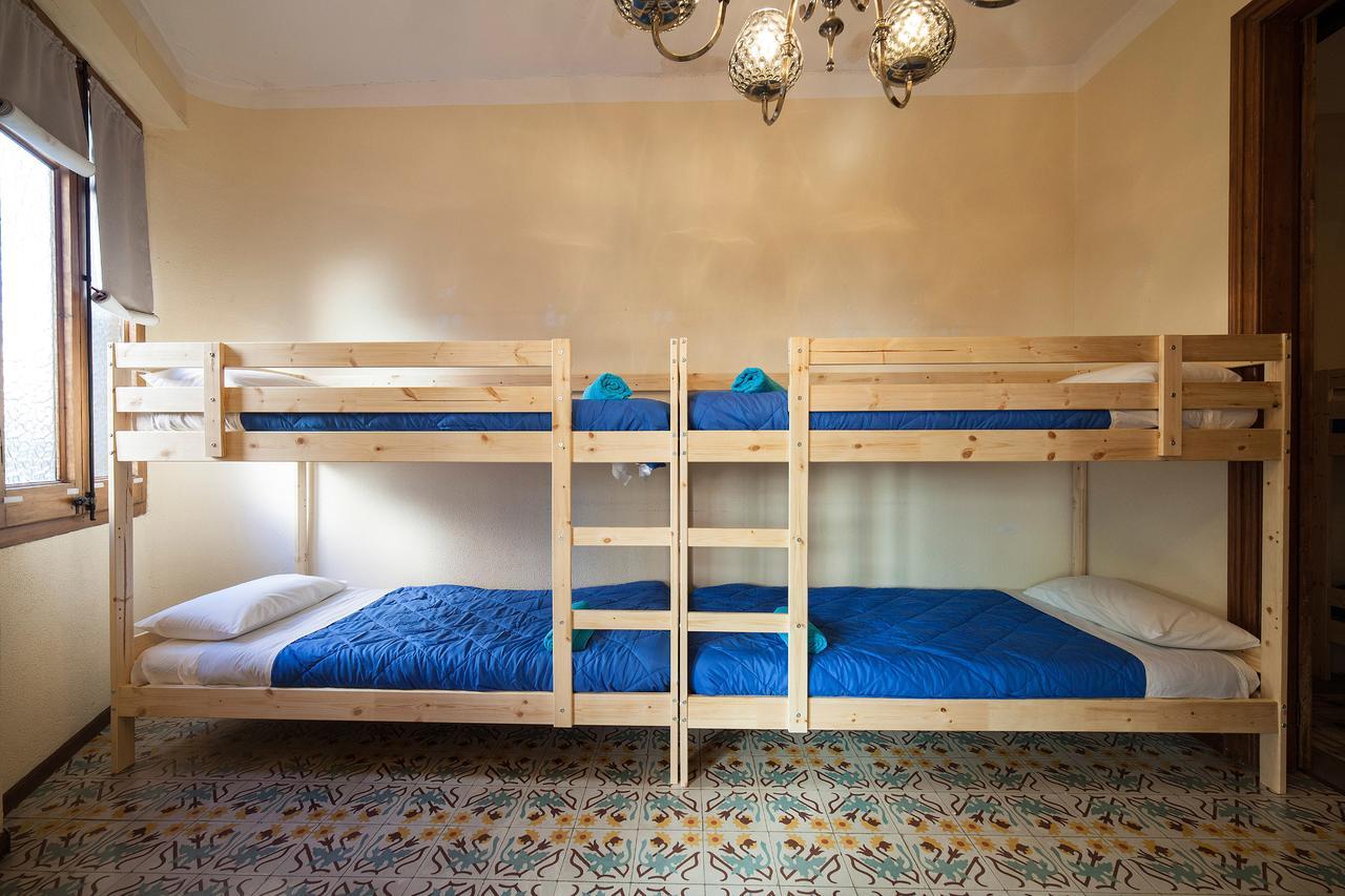 Bed In Girona Bed & Breakfast Luaran gambar
