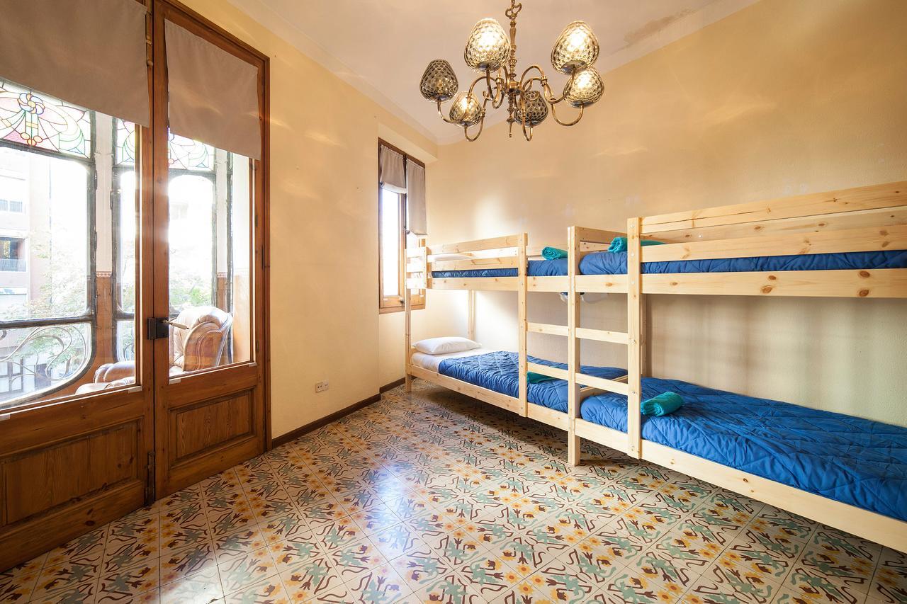 Bed In Girona Bed & Breakfast Luaran gambar
