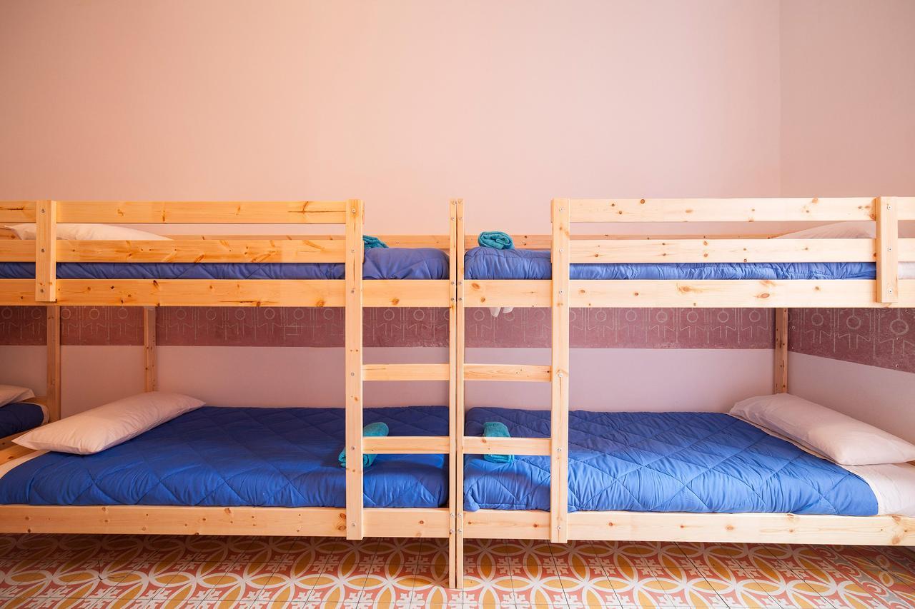 Bed In Girona Bed & Breakfast Luaran gambar